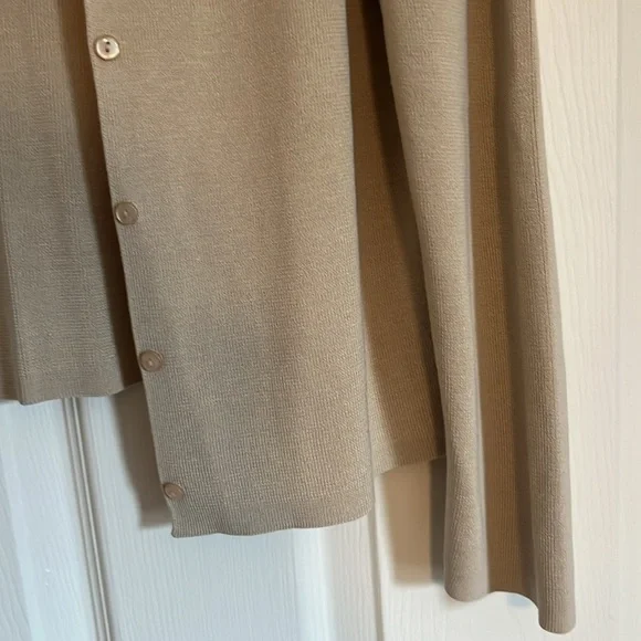 Ann Taylor Factory Beige Cardigan - Picture 4 of 5